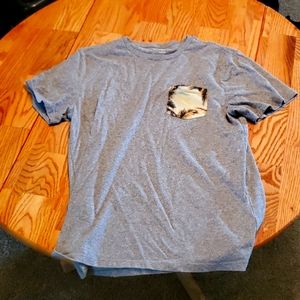 Old Navy t-shirt